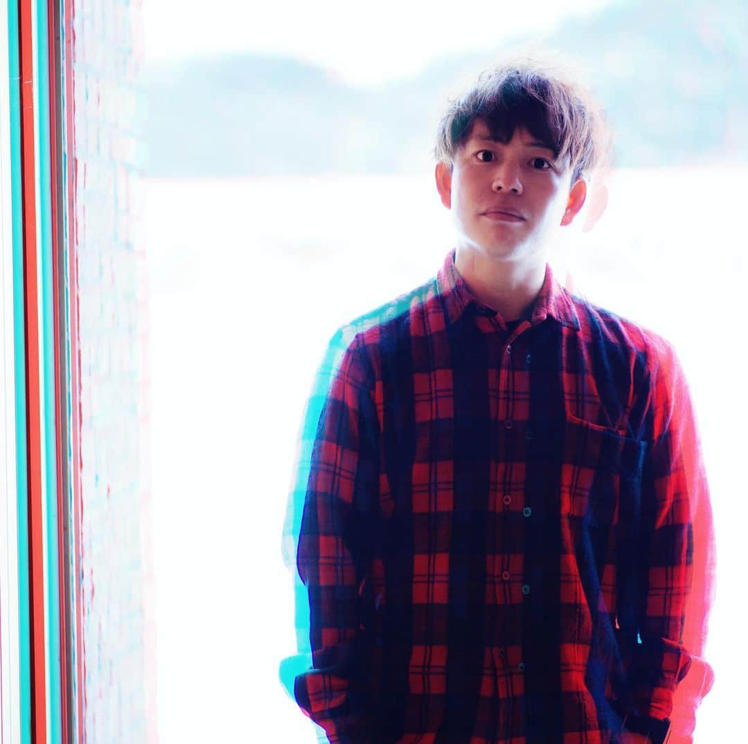 石田太志のインスタグラム：「I like plaid shirt. I don’t know how many years I’m wearing this one. ･ #plaidshirt #checkedshirt #commedesgarcons #fashion #sanjo #fashionista #fashionstyle」