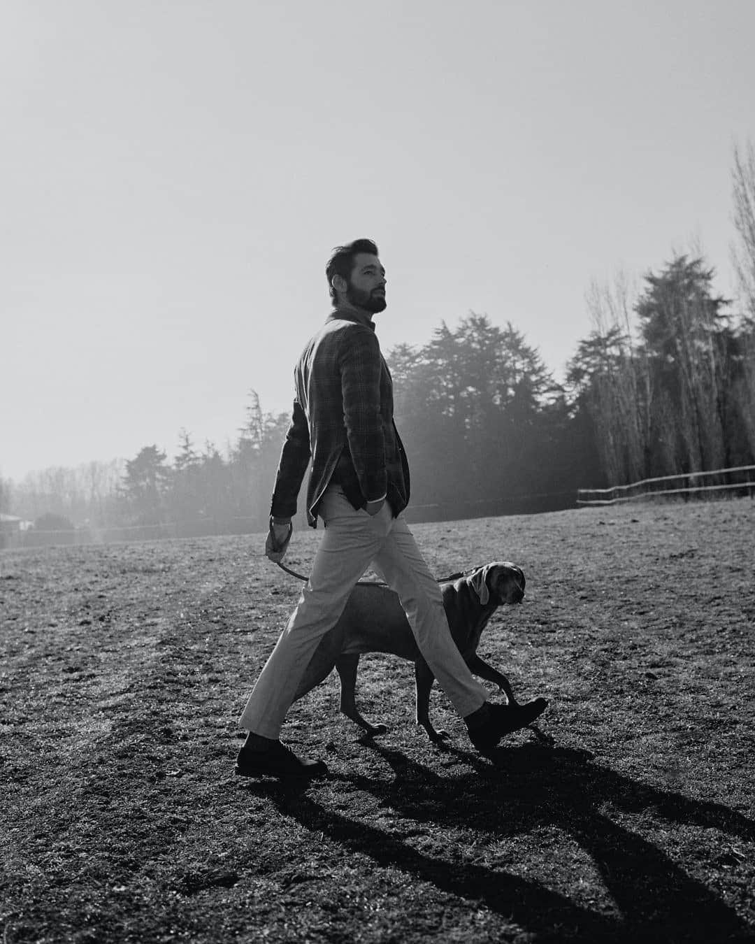 ハケットのインスタグラム：「Building a relaxed yet elegant look will seem like a walk in the park with our new collection. Explore our latest pieces at the link in our bio. #STAYHackett #NewCollection」