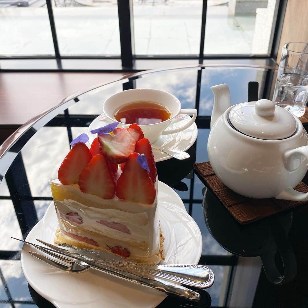 高橋野乃子さんのインスタグラム写真 - (高橋野乃子Instagram)「． 最近気づいた好きな食べ物 いちご🍓  いちごを見つけるとときめく♡♡  今年の冬いちごたっくさん食べれたな シアワセ〜」2月19日 20時27分 - _nonstyle_