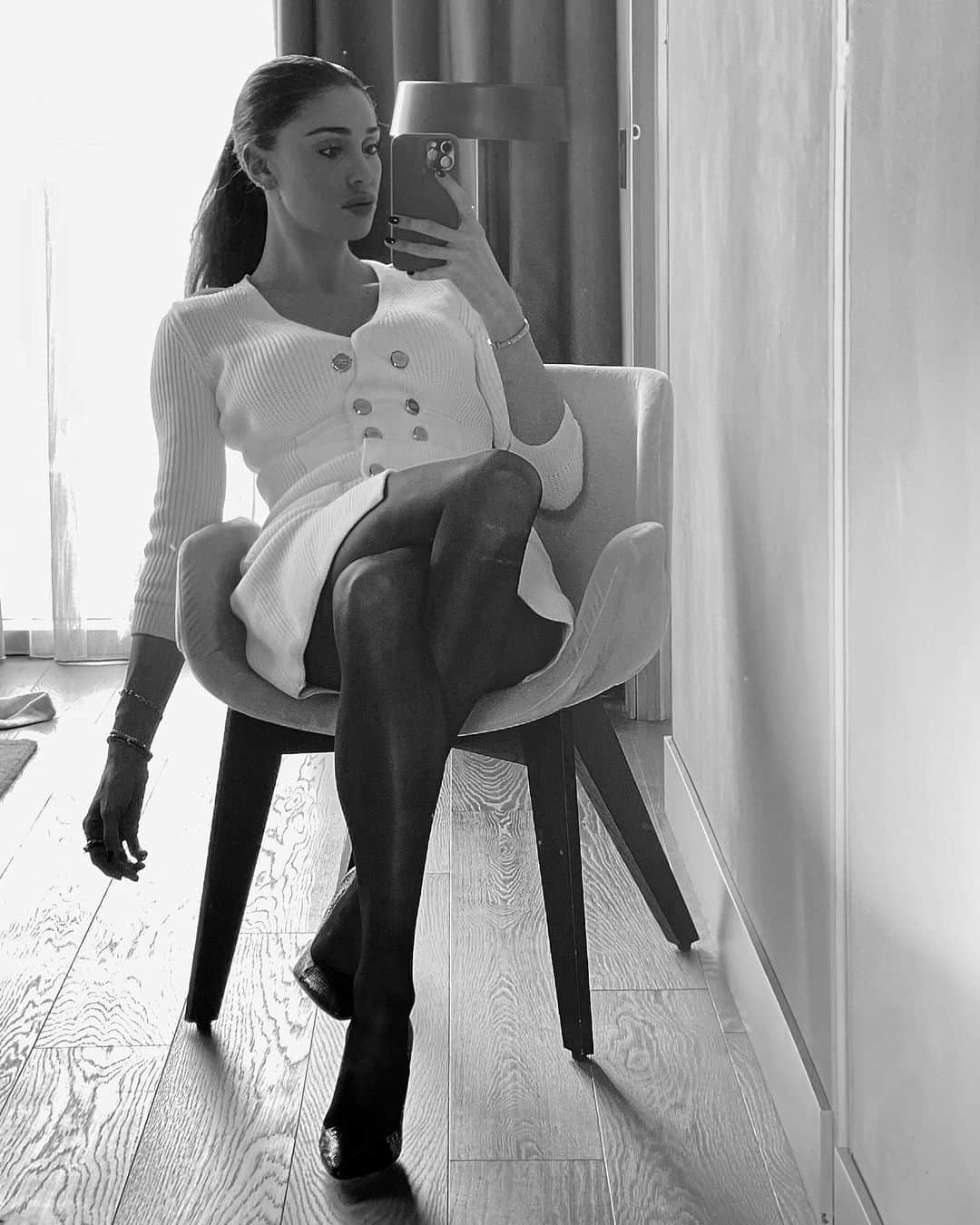 のインスタグラム：「Buenos días 🤍」
