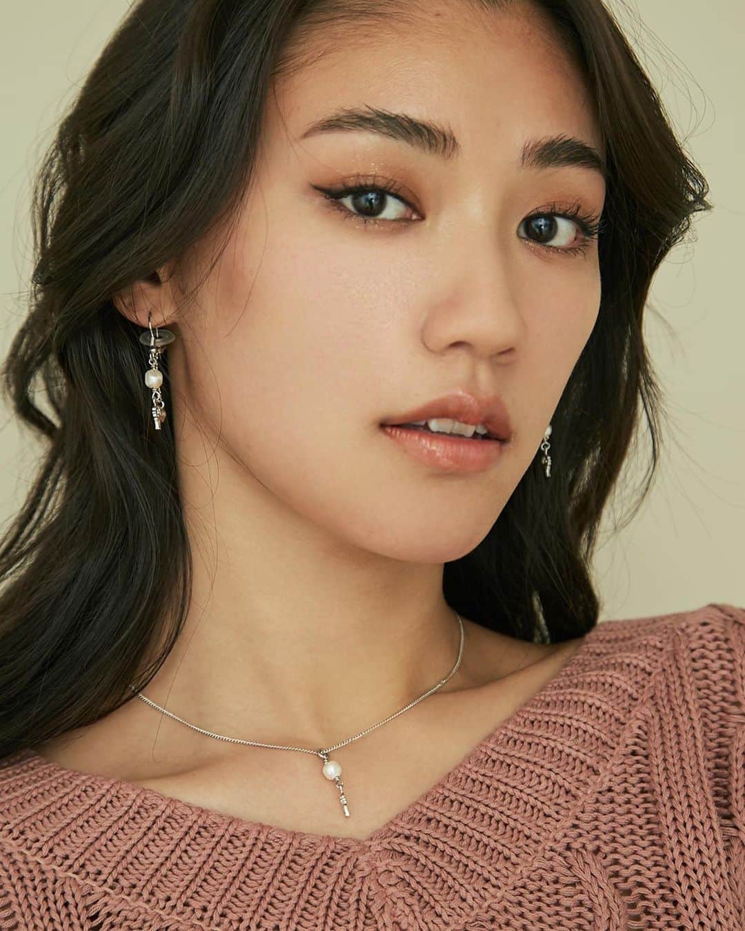 松本優のインスタグラム：「. . @gydajp shooting📸 . . #gyda#shooting#makeup#松本優」