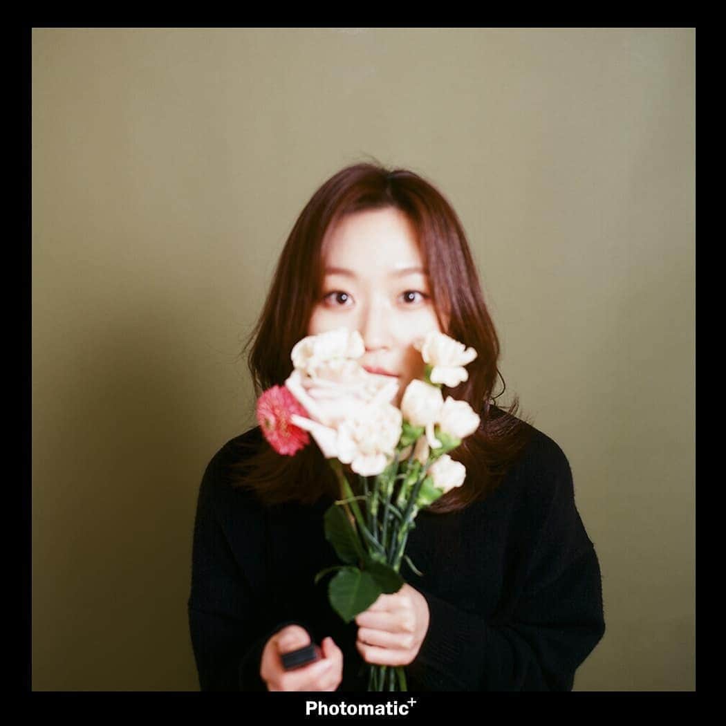 Kim Seul-gieさんのインスタグラム写真 - (Kim Seul-gieInstagram)「김-치✌ Kim-chi✌ Since the young age, Koreans are taught to smile and pose saying Kimchi when taking pictures.」2月19日 21時15分 - s911010