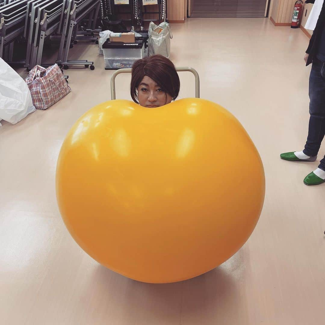 長田庄平さんのインスタグラム写真 - (長田庄平Instagram)「ハートIKKO🧡 いいね押したらお肌うるつやになるかも  #IKKO #美肌 #チョコレートプラネット #でんじろうのthe実験」2月19日 21時28分 - osadashouhei