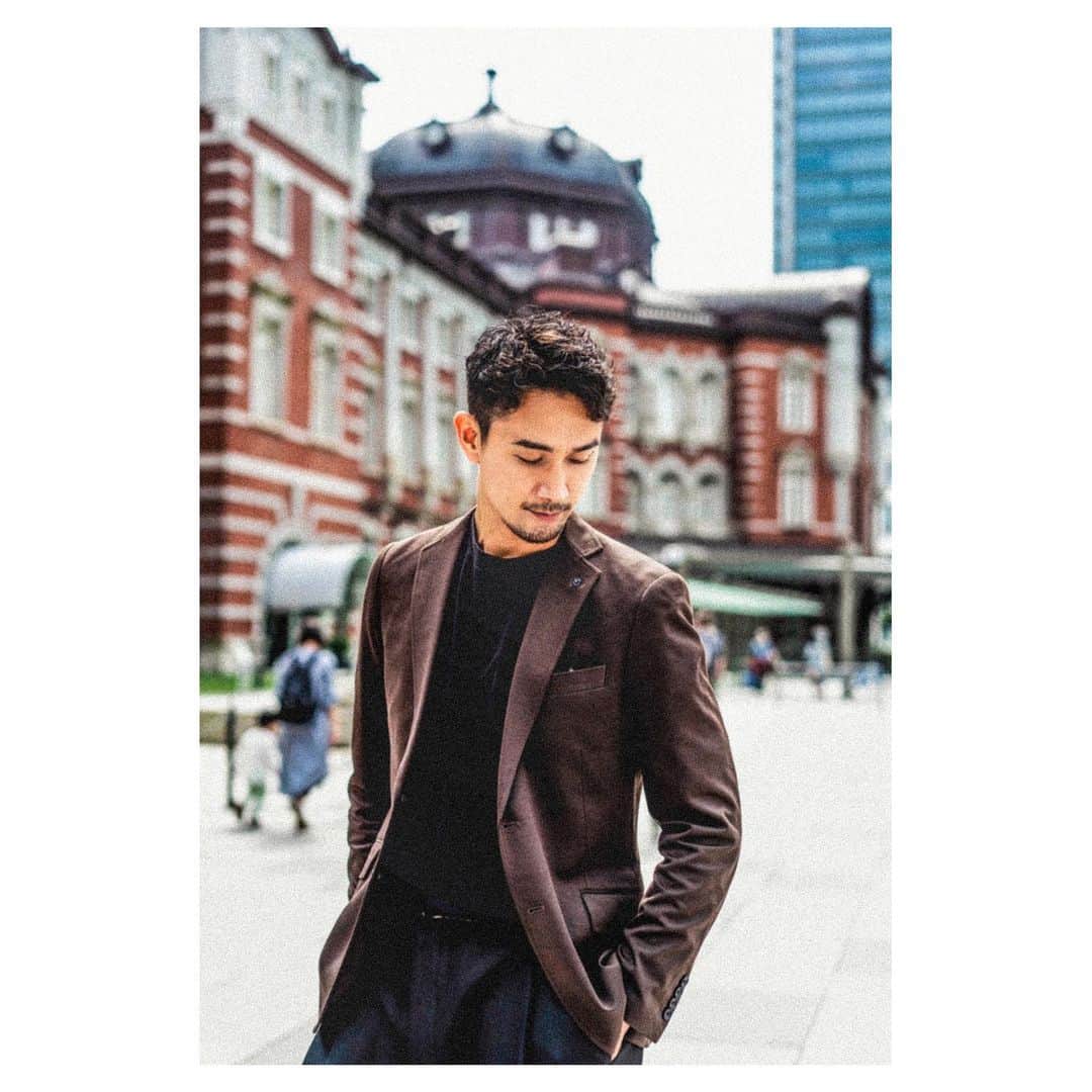 江口雅也のインスタグラム：「どんな状況下でも、その時のベストを出す。 ベストを出せれば、勝機は必ずある。 ベストを出せてないなら、それはどこかに迷いがあるはずなんだもの。  @tashaadelina 📸  #malemodel  #asianmodel  #japanese  #mensfashion  #mensstyle  #fashion  #メンズモデル #メンズファッション #モデル #福岡モデル #instafashion  #instastyle  #instaphoto  #photoshoot #東京駅」
