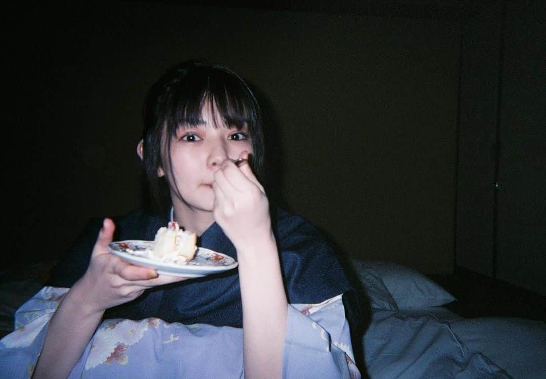 平塚日菜のインスタグラム：「.  .  .  お友達が写ルンですで撮ってくれたーよー！☺  #過去pic  #写ルンです」