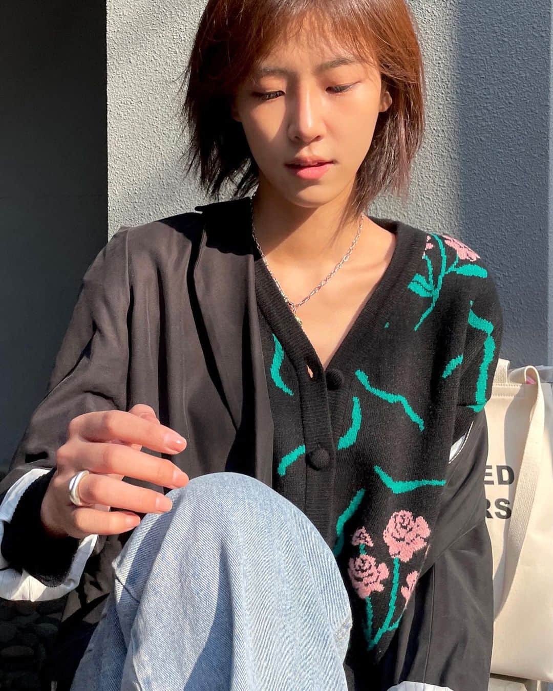 ペ・ダビンのインスタグラム：「#gift from #sinoon #시눈」