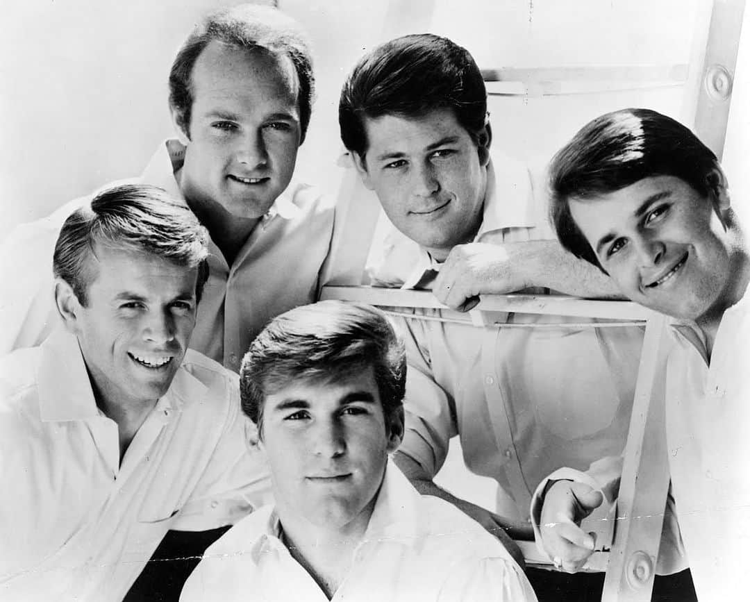 ブライアン・ウィルソンさんのインスタグラム写真 - (ブライアン・ウィルソンInstagram)「Ladies and Gentlemen: The Beach Boys!  #thebeachboys #1964」2月19日 22時31分 - brianwilsonlive