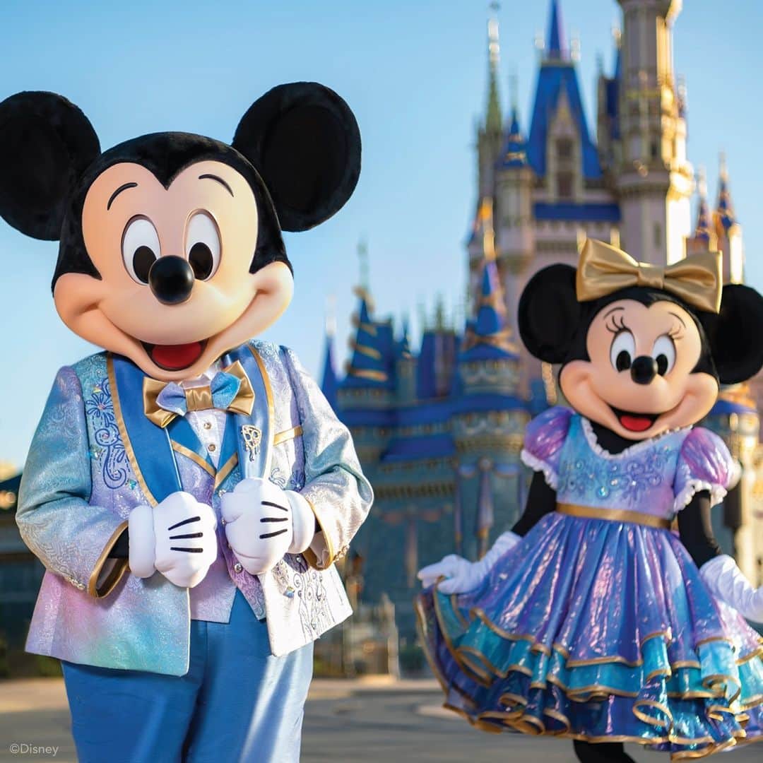 Walt Disney Worldのインスタグラム：「Join in the glow of The World's Most Magical Celebration as Walt Disney World Resort celebrates 50 years. #DisneyWorld50」