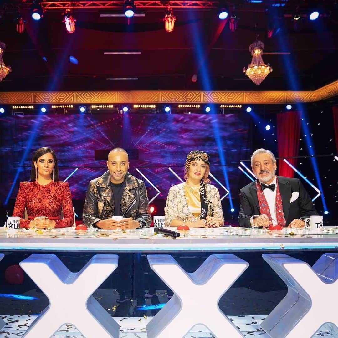 Ebiのインスタグラム：「. امشب دوباره در کنارتون خواهم بود! ❤️  . See you tonight! . PERSIA'S GOT TALENT - Friday February 19th at 18:30 GMT (22:00 IRST) on @Mbcpersia ! @persiasgottalent . #Ebi #Mbcpersia #PersiasGottalent #pgt」