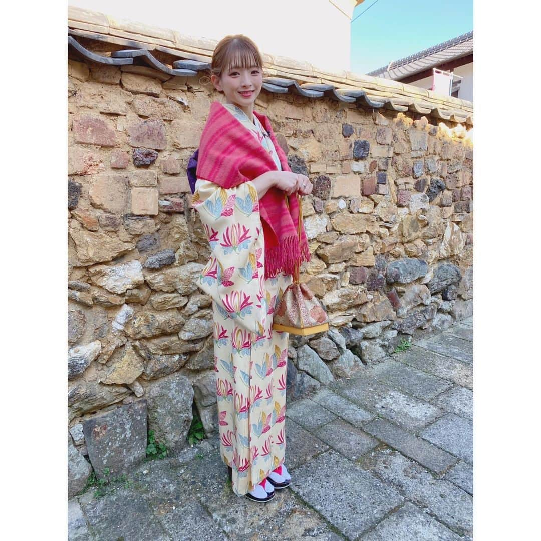 青木理奈のインスタグラム：「💙👘🏺 先日NBC長崎放送のPint!のロケで着させてもらった着物👘 有田でイベント期間中レンタルできるそうです✨ しかも種類も豊富☺️ 着物を着て有田の街歩き🚶‍♀️ 素敵だなぁ🌸 有田観光協会のHPをCheck🔖  #着物 #有田 #有田観光 #街歩き #有田雛のやきものまつり #nbc長崎放送 #nbc長崎放送pint #青木理奈 #タレント #レポーター #モデル」