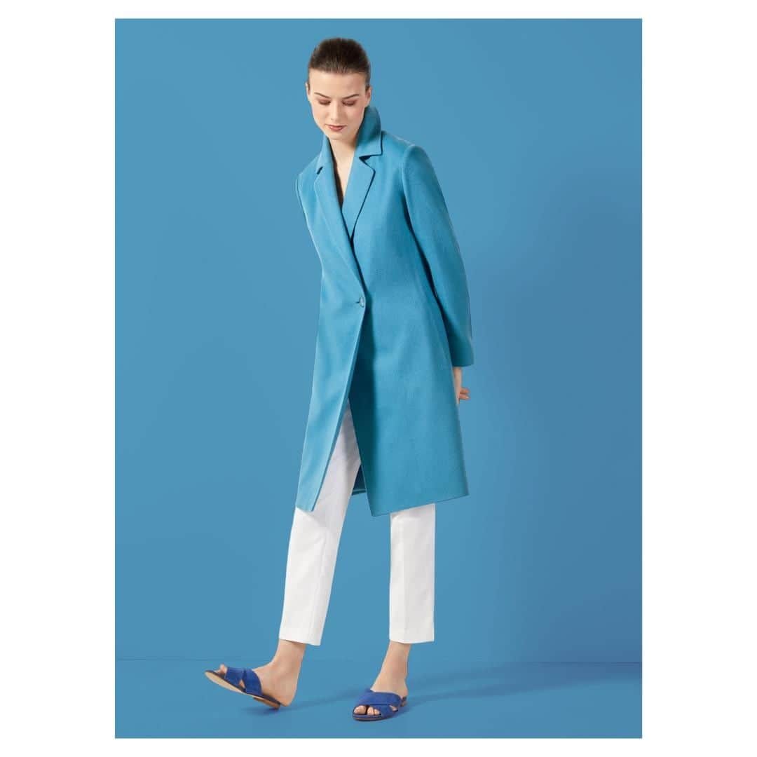シンツィアロッカのインスタグラム：「Introducing Cinzia Rocca #SS2021 Collection - brighter than #Spring blue skies.」