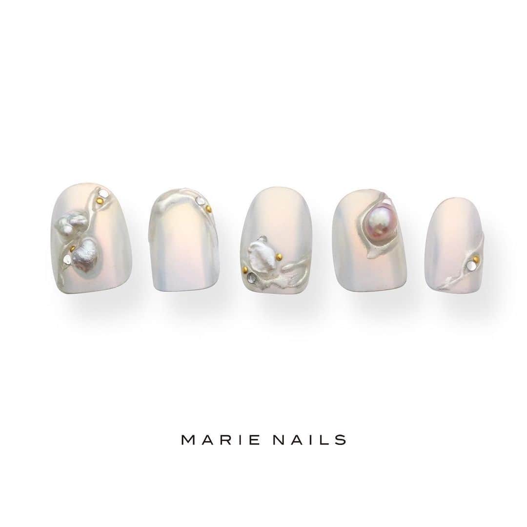 marienails_jpnのインスタグラム：「#nailartist #nailstagram #nailsofinstagram #nailswag #nailpro #nailist #marienails #nail #nails #naildesign #nailart #fashion #trend  #gelnails #instanails #fashionista #fashionlove #nailfie #マリーネイルズ #ネイルデザイン #ネイル #ジェルネイル #ファッション #ネイルサロン #ネイリスト #お洒落さんと繋がりたい #美甲 #ネイルアート #おしゃれ #コーデ」
