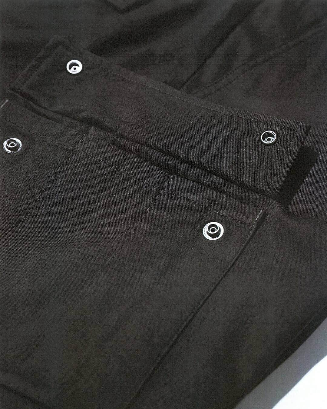 ウィングスアンドホーンズさんのインスタグラム写真 - (ウィングスアンドホーンズInstagram)「This season's BDU cargo pant is handcrafted in Vancouver from water-resistant Japanese Cordura® twill with military-inspired details and a relaxed tapered cut. ​ Now 50% off while stock lasts — FW20 markdowns continue on wingsandhorns.com ​ #wingsandhorns」2月20日 0時16分 - wingsandhorns