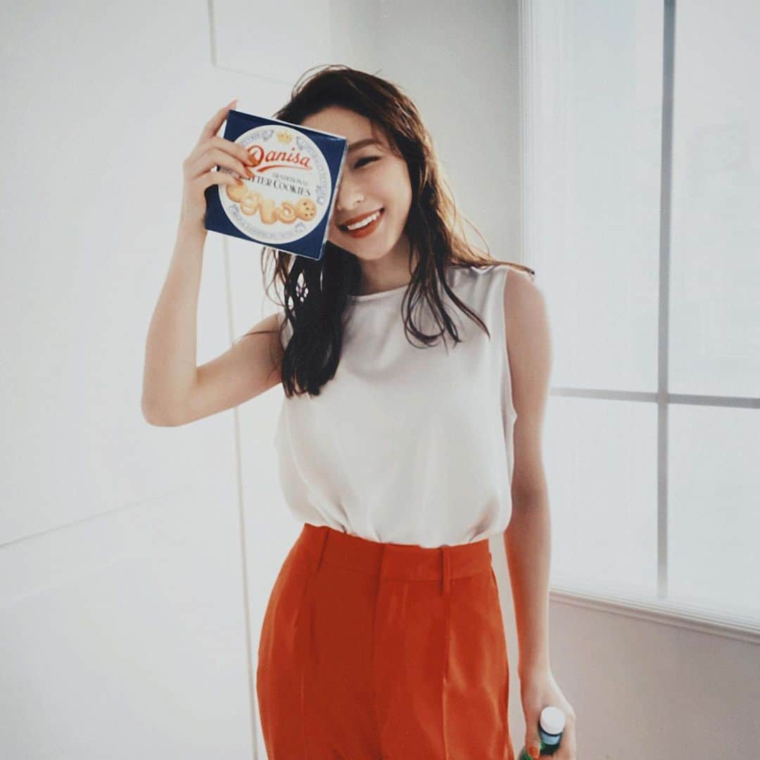 のインスタグラム：「🍪 #冬眠AKEOME」