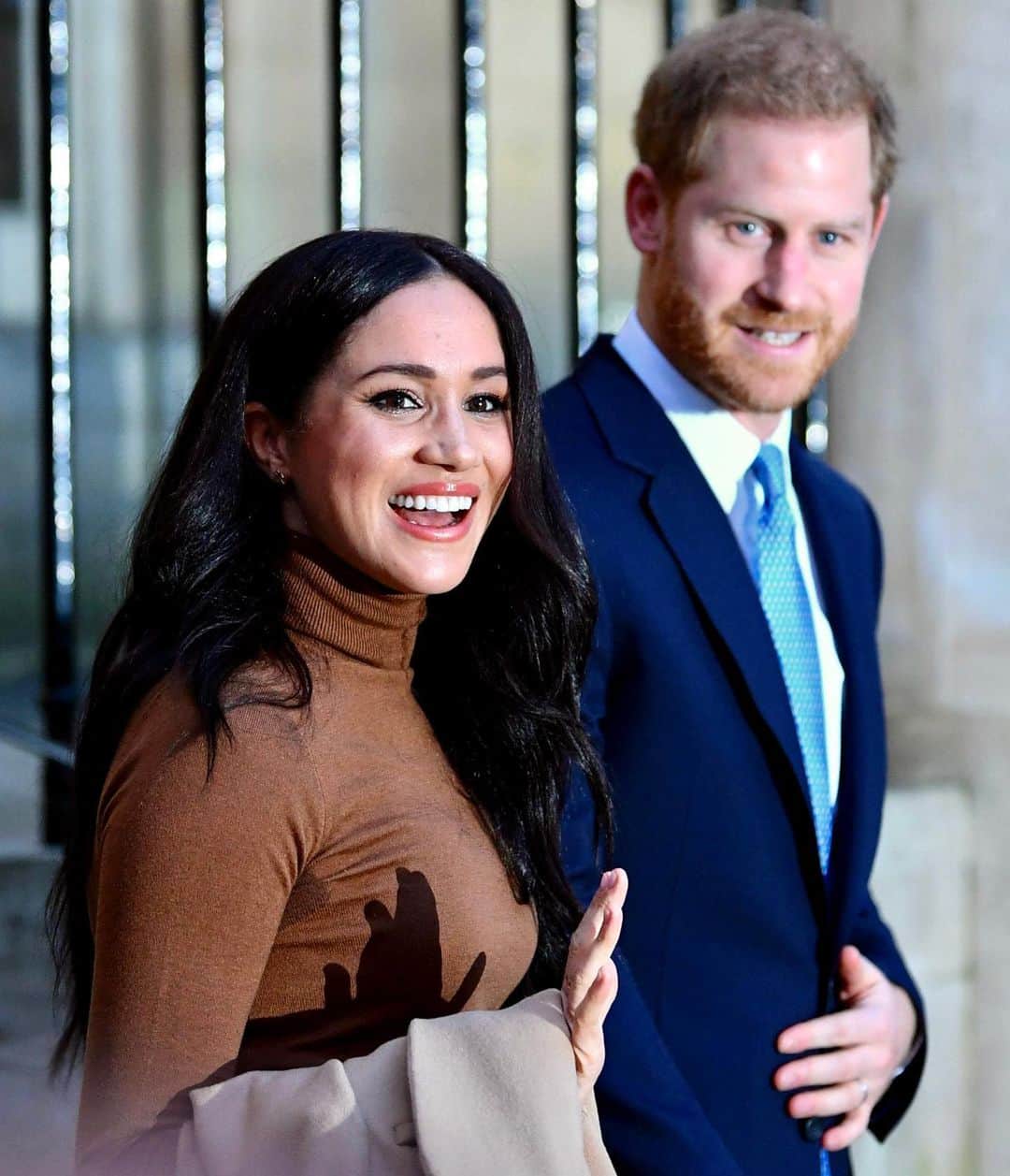 Just Jaredさんのインスタグラム写真 - (Just JaredInstagram)「It’s official: #MeghanMarkle and #PrinceHarry will not be returning to their royal duties. Tap this picture in the LINK IN BIO to find out what happens now. Photo: Getty」2月20日 0時53分 - justjared