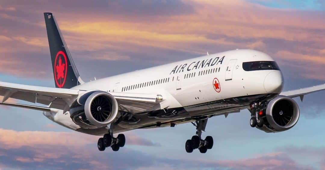 AIR CANADAさんのインスタグラム写真 - (AIR CANADAInstagram)「Flying has been our raison d'être since we first took off under the name Trans-Canada Air Lines in 1937. We can’t wait to continue our journey with you, when you're ready.  📸: @threshold.productions . . Les voyages en avion sont notre raison d’être depuis notre tout premier décollage sous le nom des Lignes aériennes Trans-Canada, en 1937. Nous avons très hâte de poursuivre l’aventure avec vous, dès que vous serez prêts.  📸: @threshold.productions」2月20日 1時45分 - aircanada