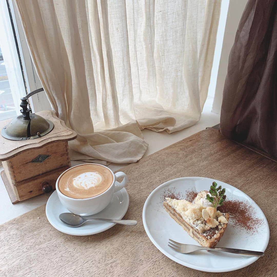 いっちゃん/嶋津 いつみのインスタグラム：「. 明日お休みやっほー。 . . . #箕面カフェ  #カフェ #cafe #大阪カフェ」