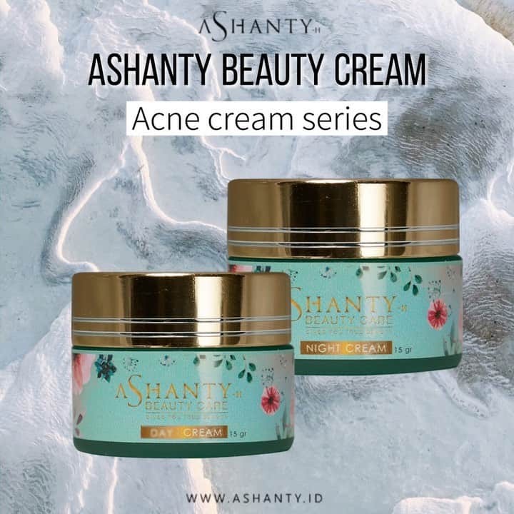 ASHANTY BEAUTY CREAM OFFICIALのインスタグラム：「Ashanty Beauty Cream Ance Series membuat wajah lebih cerah, lembut, lembab bebas minyak, kusam, jerawat dan komedo membandel 💙  Dapatkan Ashanty Beauty Cream hanya Rp 450.000,- perpaket (pilih salah satu paket cream Acne, Whitening atau Anti Aging) Mulailah merawat wajah menggunakan Cream Perawatan wajah yang sudah pasti aman dan terbukti hasilnya. Membuat wajah lebih sehat, cerah, lembut, lembab kencang dan kenyal ❤️  Ada 3 paket cream yang bisa kamu pilih dan sesuaikan dengan kondisi kulit wajahmu • Anti Aging Cream Series • Whitening Cream Series • Acne Cream Series   _________________________________ Informasi dan pemesanan : WA: 087778489900 WA: 081287388885 WA: 085781140354 WA: 081293823950 FAST RESPONS CLICK LINK yang ada di Bio IG @ashantyid  _________________________________ #creamwajag #beauty #cosmetics #brandlocal #skincare #skincarelocal #thehermansyah #beautyvlogger #beauty #kosmetikmahal #ashantyid #keluargaasix #ashantyhermansyah #mua」