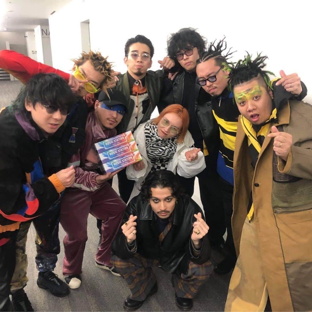 勢喜遊のインスタグラム：「millennium paradeでした。 戦わねばならぬ、と感じました。 いろんなとこに連れてってくれる仲間たちありがとう。  @mllnnmprd」