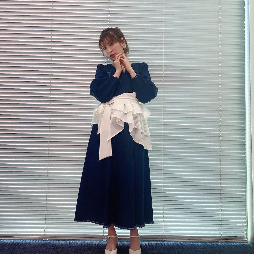 吉田朱里さんのインスタグラム写真 - (吉田朱里Instagram)「衣装は @matsunaga_mari さん🤍 いつも可愛いお洋服ありがとう✨ . #あさパラ」2月20日 12時37分 - _yoshida_akari