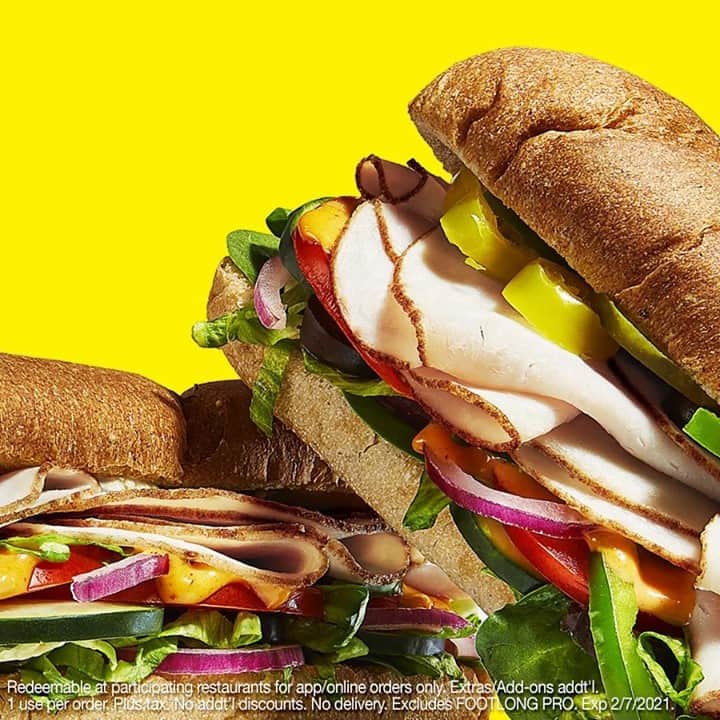 Official Subwayのインスタグラム：「A lil something for 1.3M of our besties: 15% off any Footlong with promo code 15off. App or online only.」
