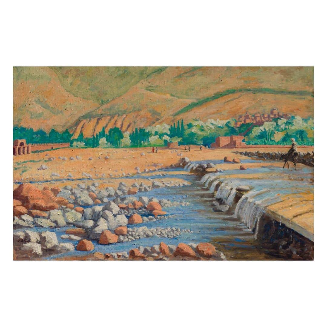 クリスティーズのインスタグラム：「Coming to the market for the very first time, 'Scene at Marrakech' (c.1935) is a vibrant example of the celebrated North African scenes that Sir Winston Churchill so loved to paint.⠀ .⠀ Churchill captured the chromatic intensity of the evening sun, using confident brushwork to render the contrast between the cool blues of the meandering river, the sun scorched ochres of the landscape, and the emerald greens of the vegetation that borders the vista.⠀ .⠀ Of all the places around the world that Churchill depicted, Marrakech was his favourite, and this work was painted on his first visit there – the excitement of discovery clearly evident.⠀ .⠀ Sir Winston Churchill, O.M., R.A. (1874-1965), 'Scene at Marrakech', c.1935. Estimate: £300,000-£500,000.⠀ .⠀ Modern British Art Evening Sale — 1 March, London.⠀ .⠀ #SirWinstonChurchill #Churchill #painting #landscape #landscapepainting #Marrakech」