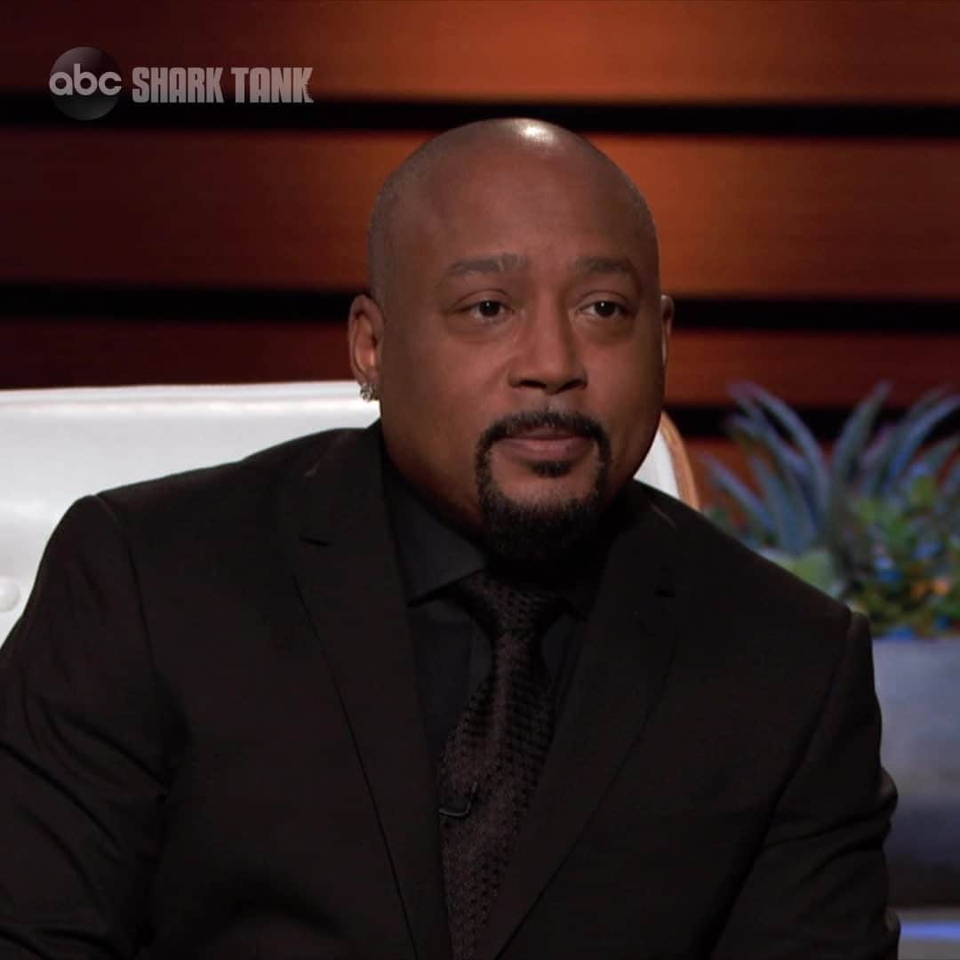 アメリカン・ブロードキャスティング・カンパニーのインスタグラム：「@thesharkdaymond's footprint in Black history and the communities he inspires continue to make waves every day. ABC celebrates this living legend! #NotJustAMonth」