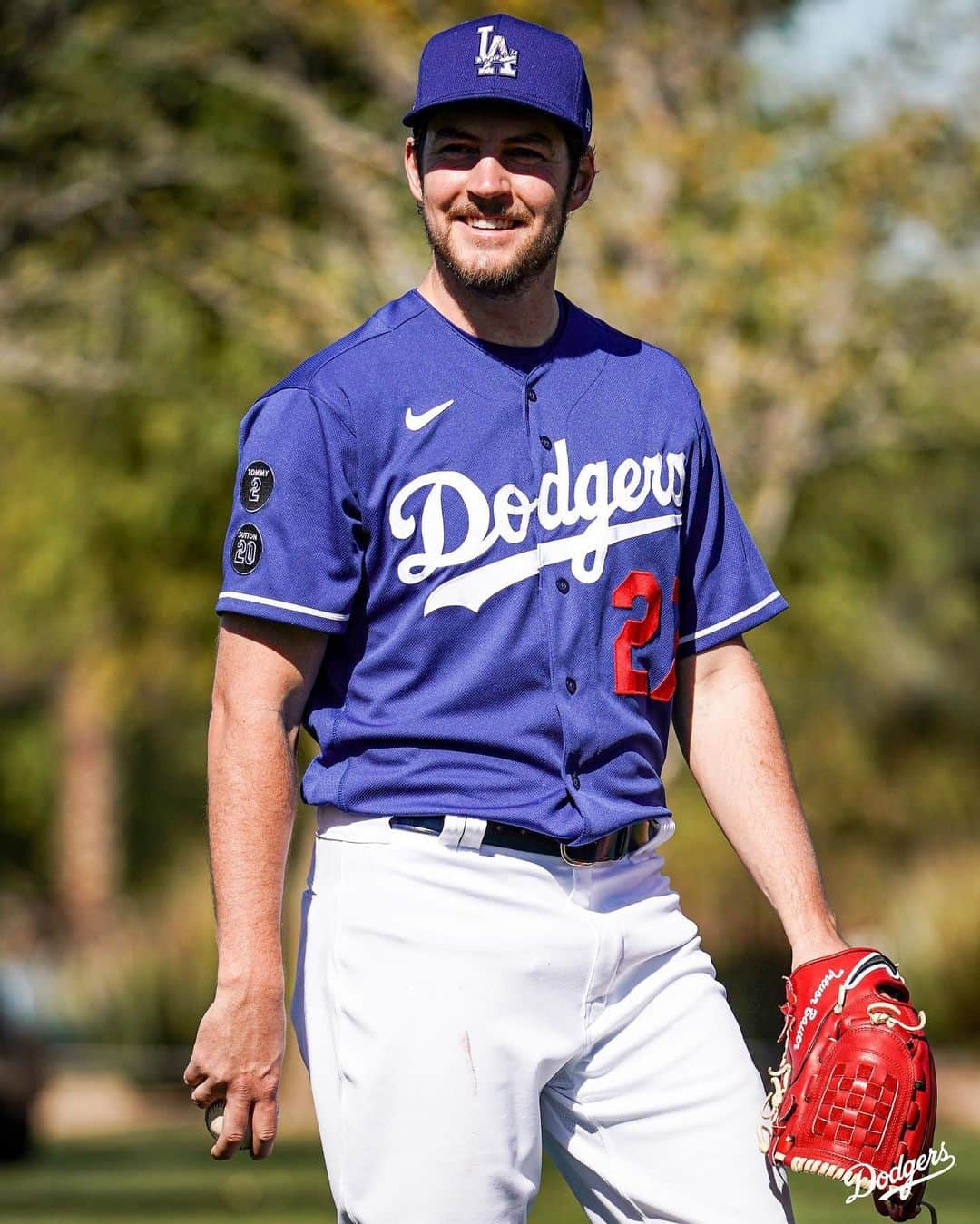 Los Angeles Dodgersさんのインスタグラム写真 - (Los Angeles DodgersInstagram)「Look good, feel good.」2月20日 4時34分 - dodgers