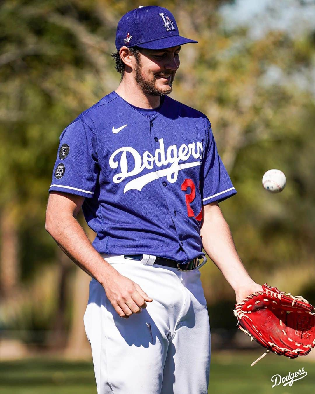 Los Angeles Dodgersさんのインスタグラム写真 - (Los Angeles DodgersInstagram)「Look good, feel good.」2月20日 4時34分 - dodgers