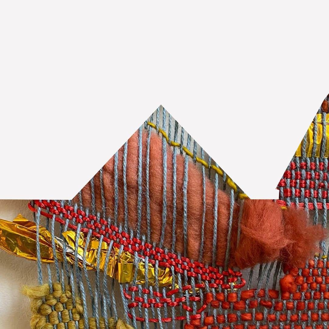 のインスタグラム：「“Surrender to 2020” 2020. jute, wool and other things.⁣ ⁣ Nastassja: Who is among the extended community of writers and artists dealing with the archive in a way that speaks to your process? ⁣ ⁣ Avery: I am very influenced and inspired by Saidiya Hartman’s work as it relates to the archive and lives of Black women - especially her most recent book “Wayward Lives, Beautiful Experiments: Intimate Histories of Social Upheaval.” Her language around pushing back against the archive is something that I think about all the time. Hartman’s work helps me articulate, expand and challenge my ideas of the archive and history. I’m also very inspired by how these artists / writers / scholars think about time, the archive, history and world-building: Deborah Roberts, Lorna Simpson, Ashon Crawley, Alexis Pauline Gumbs and Christina Sharpe.⁣」