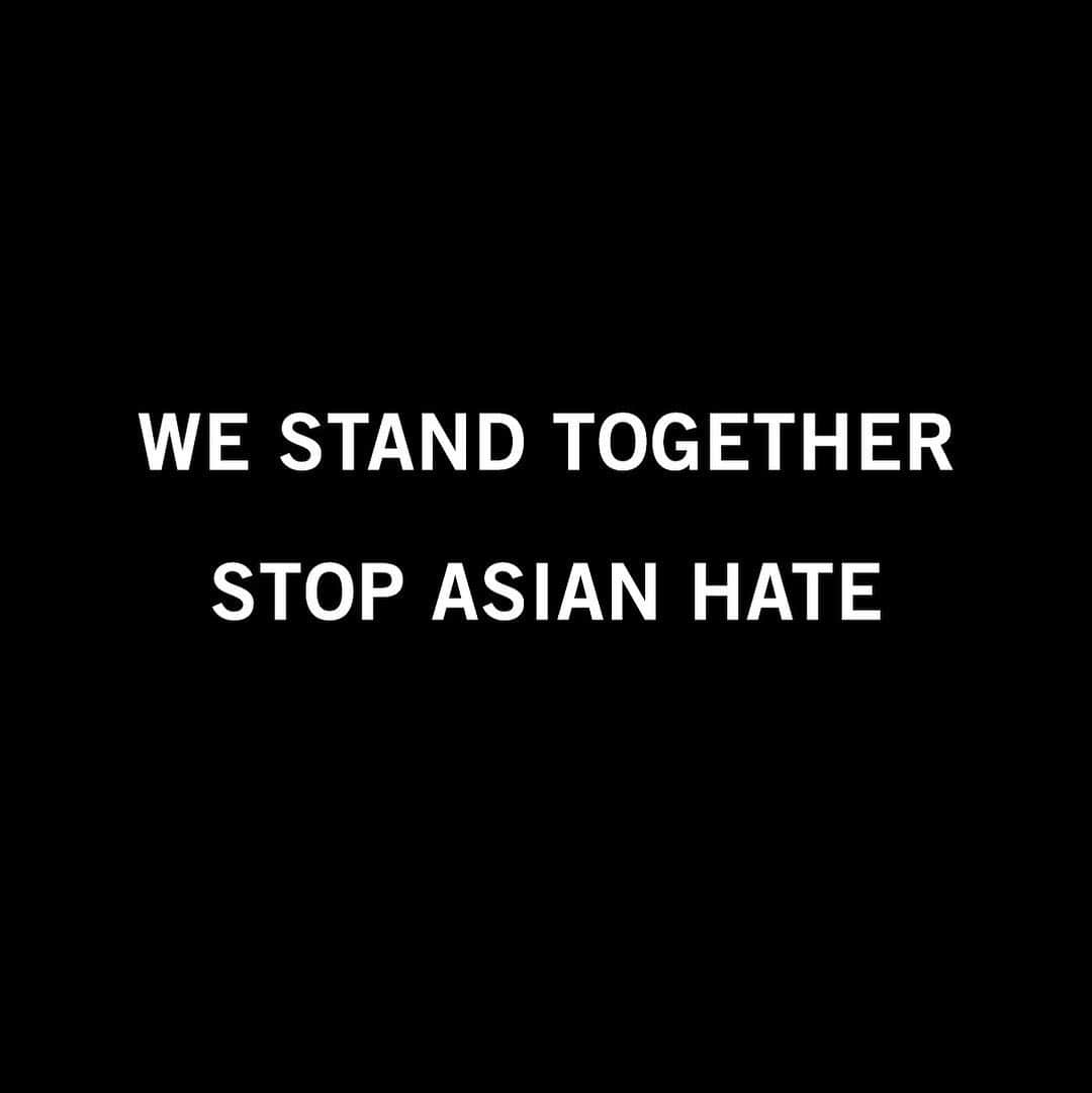 Saks Fifth Avenueさんのインスタグラム写真 - (Saks Fifth AvenueInstagram)「Racism and hate crimes against the Asian and Pacific Islander communities in the U.S. have increased exponentially over the past year. It has been heartbreaking to learn about the attacks happening across the country and hearing the stories of anti-Asian racism. Spread awareness by speaking up and having conversations with those around you.   Learn more and lend support: @advancingjustice_aajc & @aapiwomenlead Report an incident: @stopaapihate  Share your story: standagainsthatred.org」2月20日 5時46分 - saks