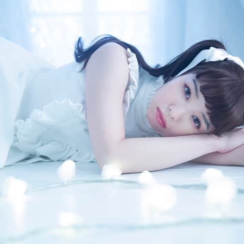 双木昭夫のインスタグラム：「私がディレクションした春奈るなちゃんの写真集」