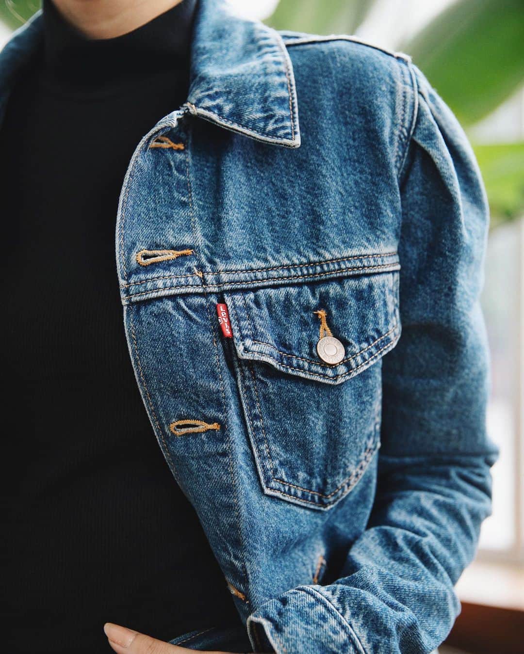 Macy'sのインスタグラム：「Whenever you get a compliment all you have to say is, “Thanks, it’s my jeans.”」