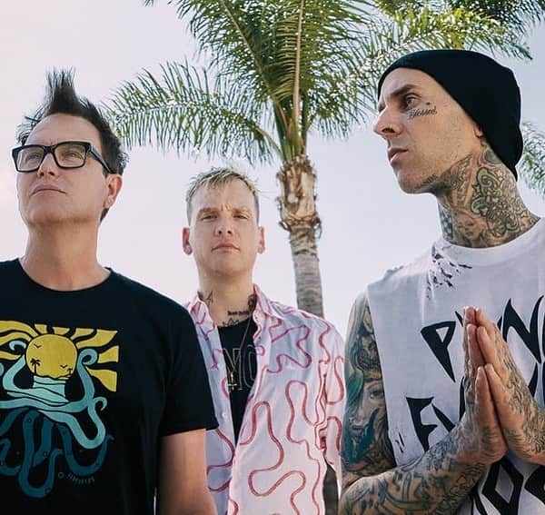 Kerrang!さんのインスタグラム写真 - (Kerrang!Instagram)「Travis Barker says new album is ​“60 per cent” done 🙌 Joining Rock This with Allison Hagendorf, the blink-182 drummer says the band is ​“slowly finishing up” their new album, which is set to feature collaborations with Grimes, and Lil Uzi Vert and Pharrell. Read more at the link in bio 🔗 ⠀⠀⠀⠀⠀⠀⠀⠀⠀ 📸: @jonathan.weiner ⠀⠀⠀⠀⠀⠀⠀⠀⠀ @travisbarker @blink182 @allihagendorf #kerrang #kerrangmagazine #travisbarker #blink182 #grimes #liluzivert #pharrell #allisonhagendorf #poppunk #punkrock #rock #altrock」2月20日 6時44分 - kerrangmagazine_