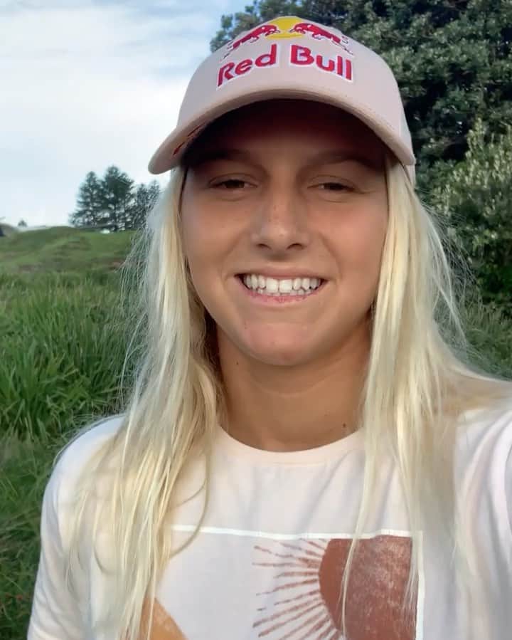 Rip Curl Australiaのインスタグラム：「Congratulations to @picklummolly on her victory at the 2021 Great Lakes Pro! ⁠⁠ ⁠⁠ Off the back of Molly's outstanding win, she has picked 2 of her favourite clips from the #GromSearchOnline competition... Congratulations to @willow.hardyy and @dane_henry06 on scoring a Wildcard to the #GromSearch National Final held at @URBNSURF! Swipe across to see their clips ➡️⁠⁠ ⁠⁠ Do you want a Wildcard to the National Final? Hit the link in our bio to find out how!」