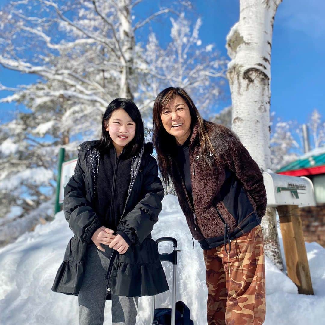 yukiさんのインスタグラム写真 - (yukiInstagram)「おはようございます。﻿ ﻿ もうお山のおうちには、﻿ こんなに雪がないんだろうな〜﻿ ﻿ 出張もなく、久しぶりの休み。﻿ みなさん、穏やかな週末を❣️﻿ ﻿ #目覚ましなしの朝﻿ #食睡眠愛﻿ #お山のおうち﻿ #全国のお母さん毎日おつかれさまです」2月20日 7時21分 - milkayuki
