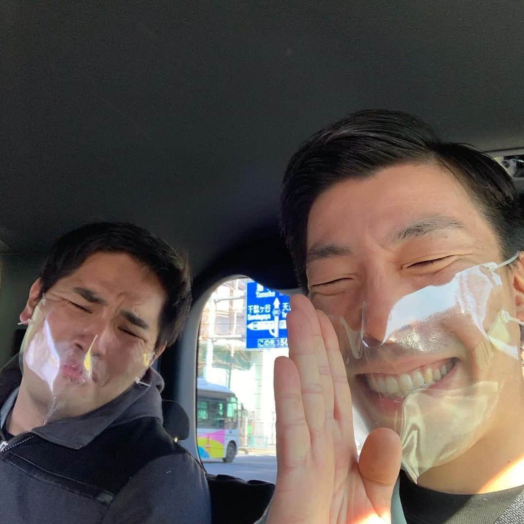 別府ともひこさんのインスタグラム写真 - (別府ともひこInstagram)「視聴者様に飼われたい(テレビ東京)で企画で雨水だけで四日間生活始まりたさました！ 今から山形に雨水を求め行きます！！ 山形の新庄にいこうとおもいます！ 山形に住んでる方で、タンク、ペットボトル、バケツ、雨水を溜められそなもの持っている方いたら貸してくれませんか？？🙇‍♂️コメントお持ちしております！」2月20日 12時59分 - bepputomohiko