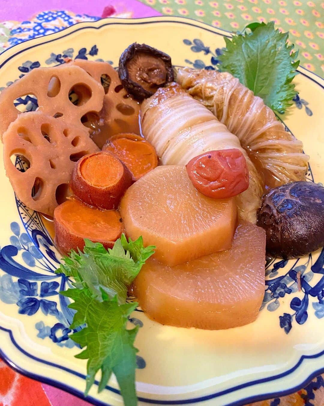 ザックポーゼンさんのインスタグラム写真 - (ザックポーゼンInstagram)「Japanese Buddhist Vegetable Soup (#Kenchinjiru ) #cookingwithzac」2月20日 8時09分 - zacposen