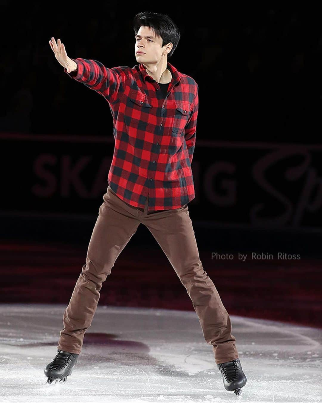 ヤロスラフ・パニオットさんのインスタグラム写真 - (ヤロスラフ・パニオットInstagram)「Soft, strong, but most importantly elegant 🤵🏻⛸  . . #figureskating #iceskating #uschamps2021 #toyotauschamps21 #auraskates #johnwilsonblades」2月20日 8時13分 - yaro_paniot