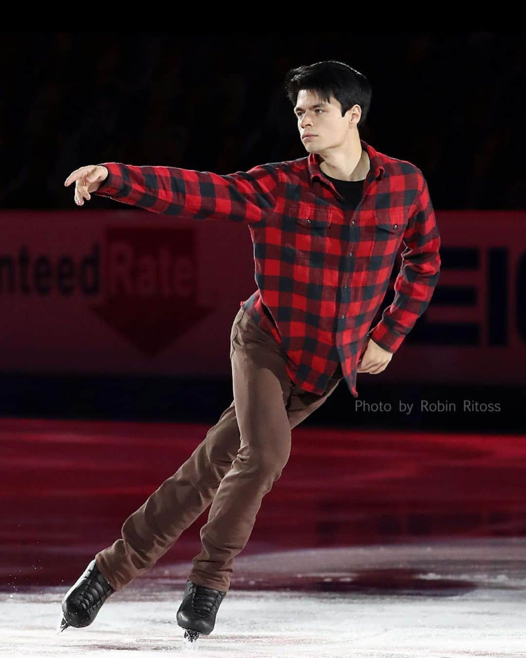 ヤロスラフ・パニオットさんのインスタグラム写真 - (ヤロスラフ・パニオットInstagram)「Soft, strong, but most importantly elegant 🤵🏻⛸  . . #figureskating #iceskating #uschamps2021 #toyotauschamps21 #auraskates #johnwilsonblades」2月20日 8時13分 - yaro_paniot