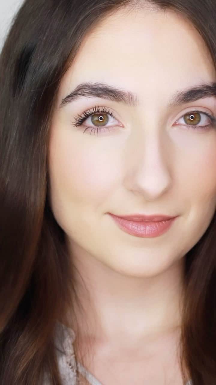Motives Cosmeticsのインスタグラム：「Face it...right now, the eyes have it! 🖤 Watch as this Motives Babe shows us her lash transformation using the Motives Lash Frenzy Fiber Lush Mascara. You can save now on a bundle of 2 at motivescosmetics.com💋」