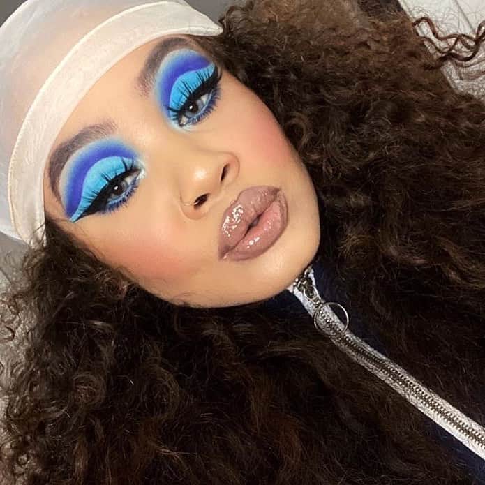 BH Cosmeticsのインスタグラム：「Get @tijerarayemua’s stunna blue Brazil look for 50% off - only for a limited time! 💙 💙 #bhcosmetics」