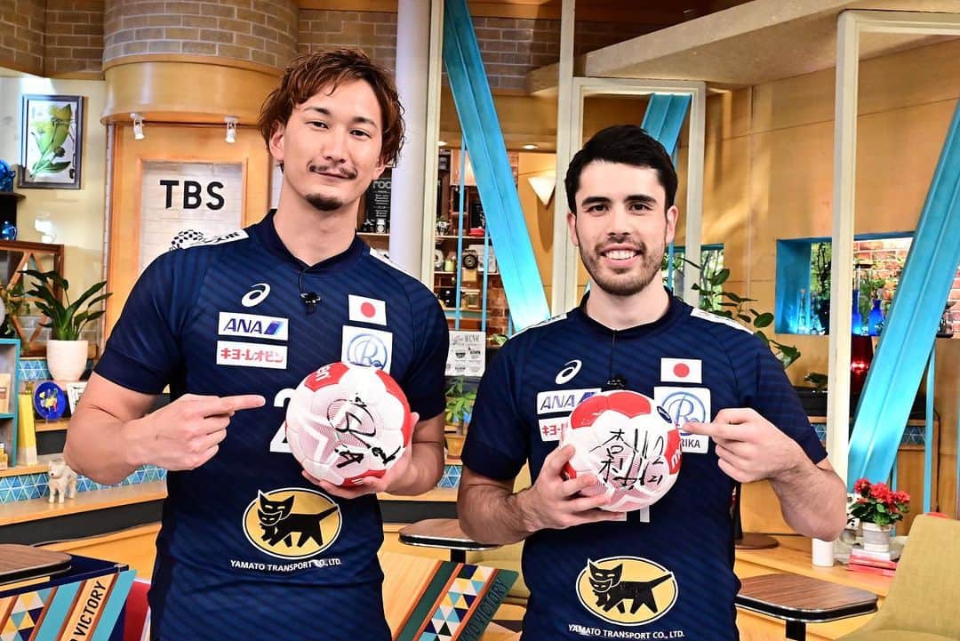 信太弘樹さんのインスタグラム写真 - (信太弘樹Instagram)「東京VICTORYを観て頂いた皆さんありがとうございました！！  TBSのスタッフ関係者の皆様ハンドボールを取り上げて頂きありがとうございました🙇‍♂️  今後も東京VICTORY、ハンドボールに是非注目して下さい！ #tbs  #東京victory  #ハンドボール」2月20日 10時31分 - 33shida