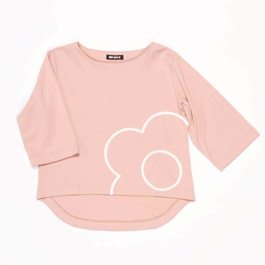 MARY QUANT officialのインスタグラム：「#BIGサガラデイジープルオーバー - #MARYQUANT #2021SPRING #NEWITEMS #FASHION #PULLOVER - #マリークヮント #プルオーバー #オーバーサイズ #七分袖 #春ファッション」