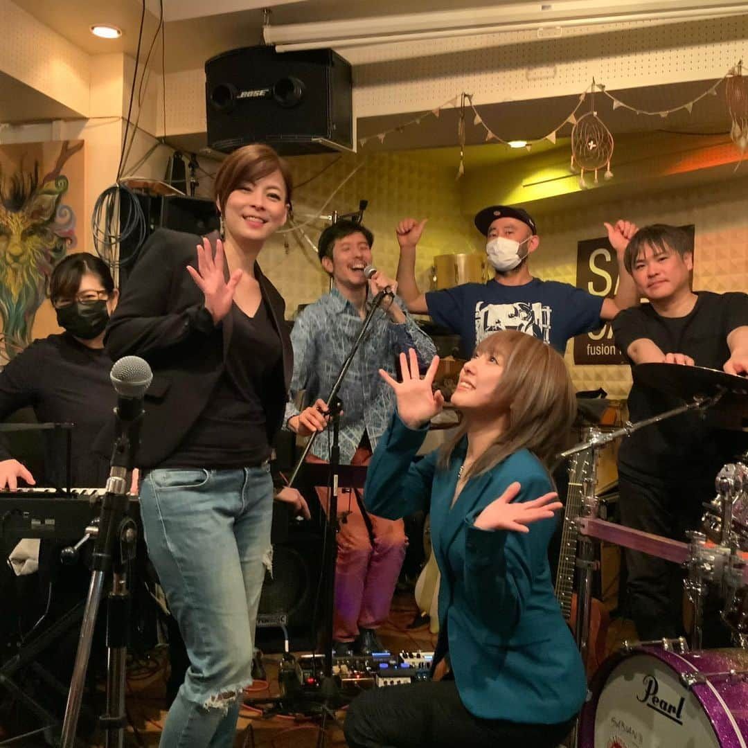 乃下未帆のインスタグラム：「#ライブ #平塚 #SADCAFE #平塚sadcafe #バンド #music #ありがとうございました #井手麻理子 #菊池麻由 #青木将 #梅沢茂樹 #国場幸孝」