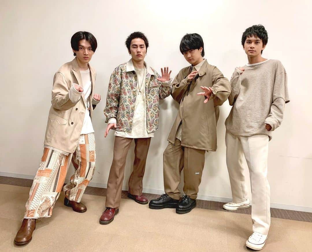 DISH//のインスタグラム：「フジテレビ「MUSIC FAIR」 ご覧頂いた皆様ありがとうございました‼️🎸  「あたりまえ」テレビ初歌唱はいかがでしたでしょうか。 アルバム発売まであと4日🔥  #DISH_X」