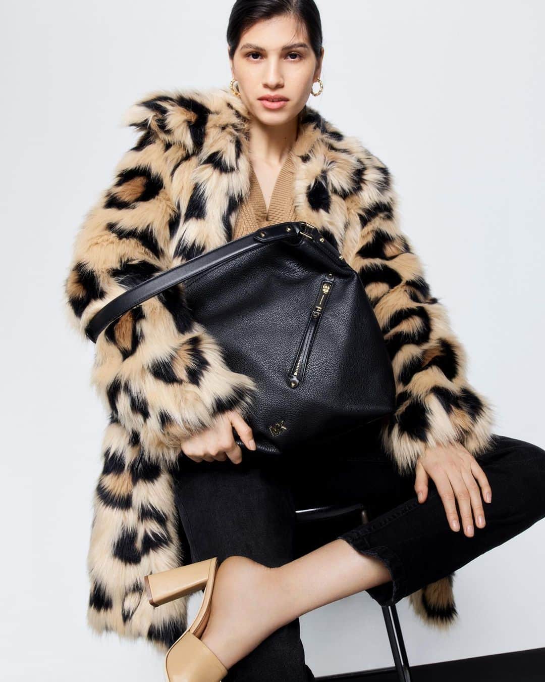 The Outnetのインスタグラム：「Cat-egory is: The fiercest coats around...   Shop all your favorite Instagram looks, just visit the link in bio」