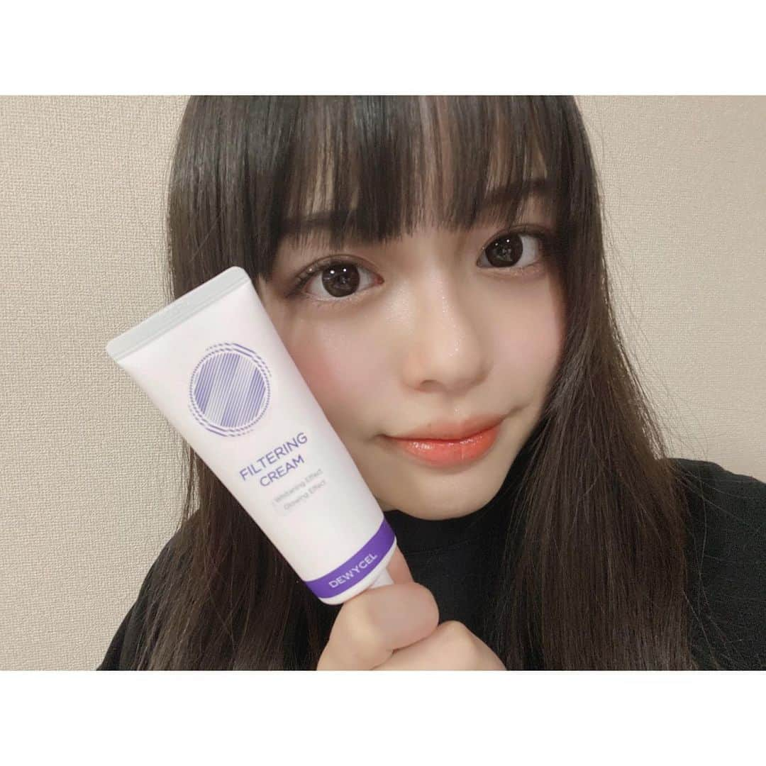 渡邉鈴音さんのインスタグラム写真 - (渡邉鈴音Instagram)「💎【DEWYCEL FILTERING CREAM (40ml)】 ・SPF50＋PA＋＋＋＋  自然な美白肌になれて肌になじみやすくてめっちゃお気に入りな商品🤩  ファンデーション無しで﻿軽くて明るい簡単肌補正が﻿出来るUVクリーム☀️   ﻿特徴🍀 ・速攻トーンアップ﻿ ・リアル白肌﻿ ・UVカット﻿ ・肌を整える﻿ ・肌にハリをあたえる﻿ SPF50＋  PA＋＋＋＋﻿  ⭐️素肌のみたいにスッとなじんで白くて美しい肌を作り出してくれるクリーム‼︎ ・ ・ 【@dewycel_japan 】様 この度はデュイセル様にお声がけしていただき素敵な商品をお試しさせていただきました‼✨︎ ありがとうございました~♡ ・ Amazon、楽天、QOO10、デュイセル公式SHOP などから購入出来ます✨きになる方はチェックしてみてください！！ ・ #dewycel#デュイセル#dewyholic#preciousvaluabledewycel #spf50 #紫外線ケア #紫外線予防　#uv #美白 #美白ケア #白肌 #韓国 #韓国コスメレビュー #オススメコスメ」2月20日 21時08分 - rinne_watanabe