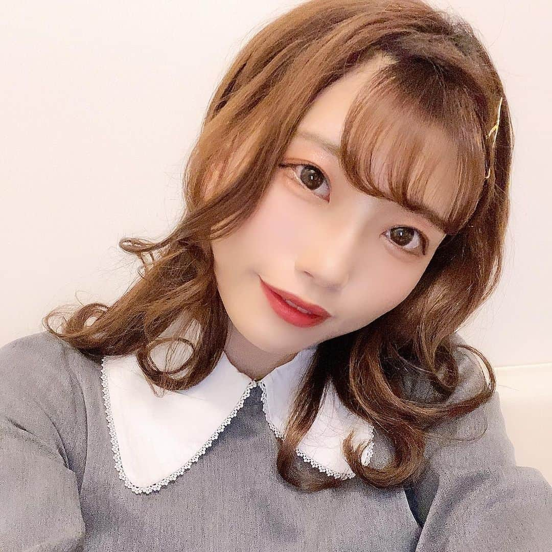 石原美沙紀さんのインスタグラム写真 - (石原美沙紀Instagram)「この下にジャージ履いてるなんて言わなきゃだれにもばれないよね、、、そう、言わなきゃばれない、、、💖🎀#instagood #instalike #instafashion #japanesegirl #cute #自撮り #自撮り女子  #ガーリー  #アイドル #地下アイドル #今日のコーデ #ファッション #selfie #followｍe #likeforlikes  #ピンクヘアー #ピンクブラウン #ヘアアレンジ #ヘアスタイル #サロンモデル #salon #salonmodel」2月20日 21時13分 - misaki_ishihara99