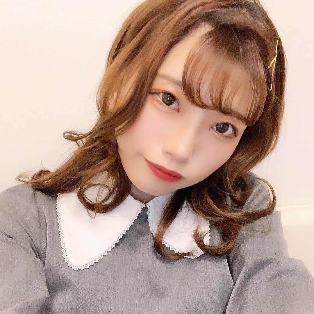 石原美沙紀さんのインスタグラム写真 - (石原美沙紀Instagram)「この下にジャージ履いてるなんて言わなきゃだれにもばれないよね、、、そう、言わなきゃばれない、、、💖🎀#instagood #instalike #instafashion #japanesegirl #cute #自撮り #自撮り女子  #ガーリー  #アイドル #地下アイドル #今日のコーデ #ファッション #selfie #followｍe #likeforlikes  #ピンクヘアー #ピンクブラウン #ヘアアレンジ #ヘアスタイル #サロンモデル #salon #salonmodel」2月20日 21時13分 - misaki_ishihara99